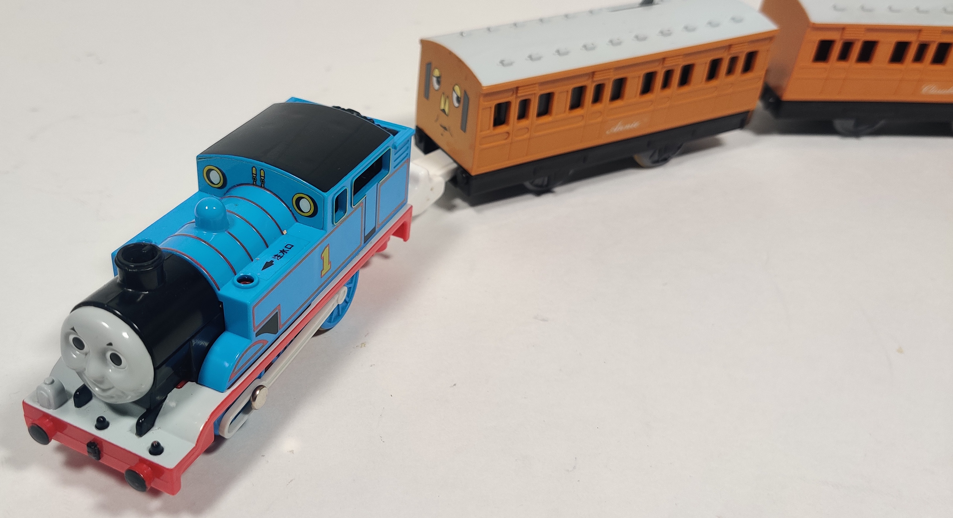 tomy thomas steam along